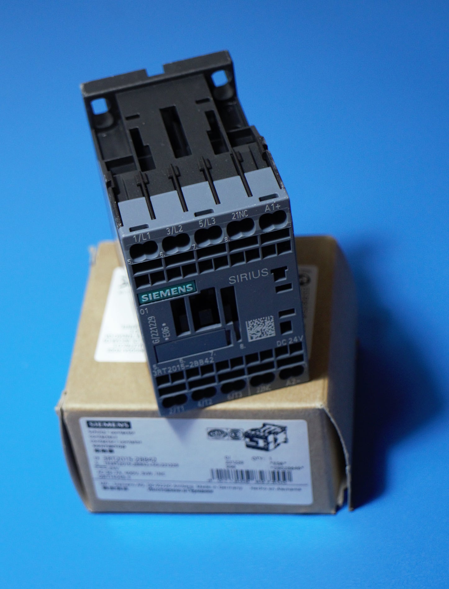 Siemens 3RT2015-2BB42 Schütz Leistungsschütz 3 kW / 400 V