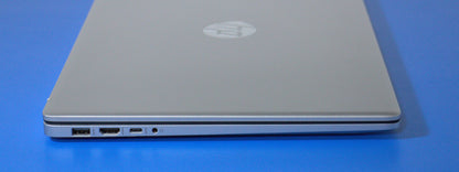 HP 17-cp2532ng Notebook, 17,3" HD, AMD Ryzen 3, 8 GB RAM, 512 GB SSD, Windows 11